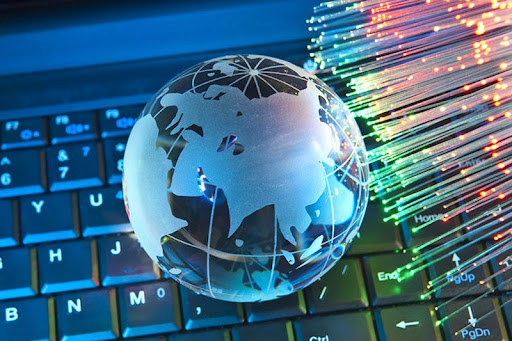 شرکت‌ های ارائه دهنده اینترنت روی فیبر نوری کدامند؟